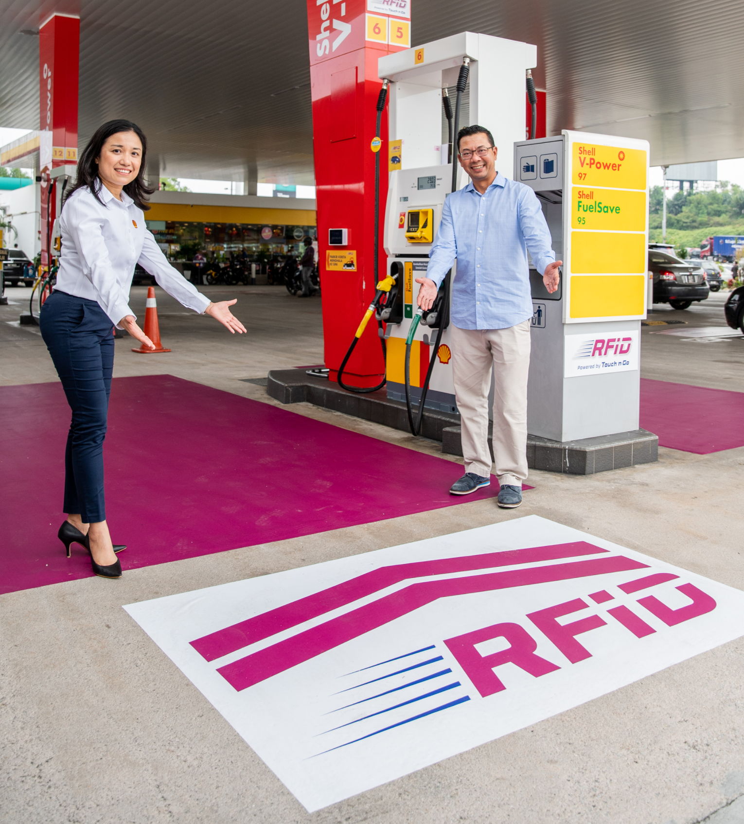 Pump-petrol-with-TouchnGo-RFID.png