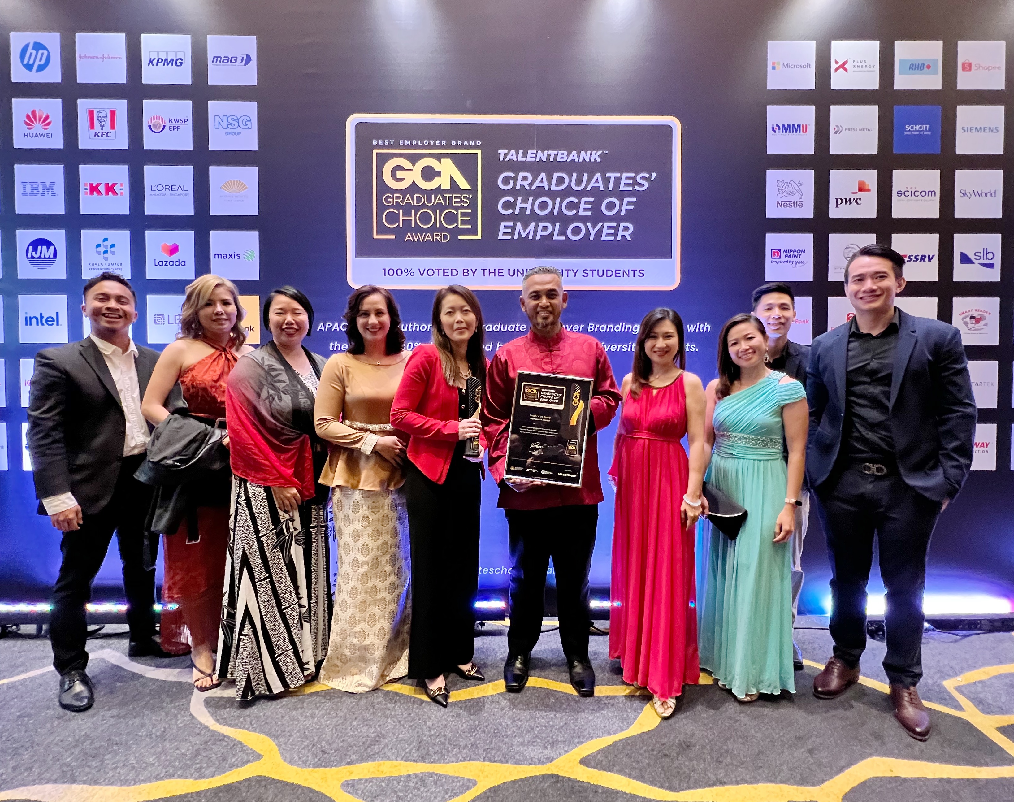 Touch ‘n Go Group Wins Top Accolades at the Graduates’ Choice Awards 2023